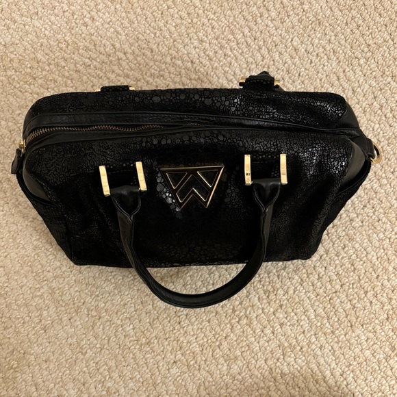 KELLY WYNNE I Duffle Dare You Handbag in Black Serpentine - Picture 13 of 13